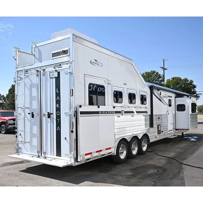 2025 Lakota BigHorn 4 Horse Trailer 17' Living Quarter, Double Slide, Side Load