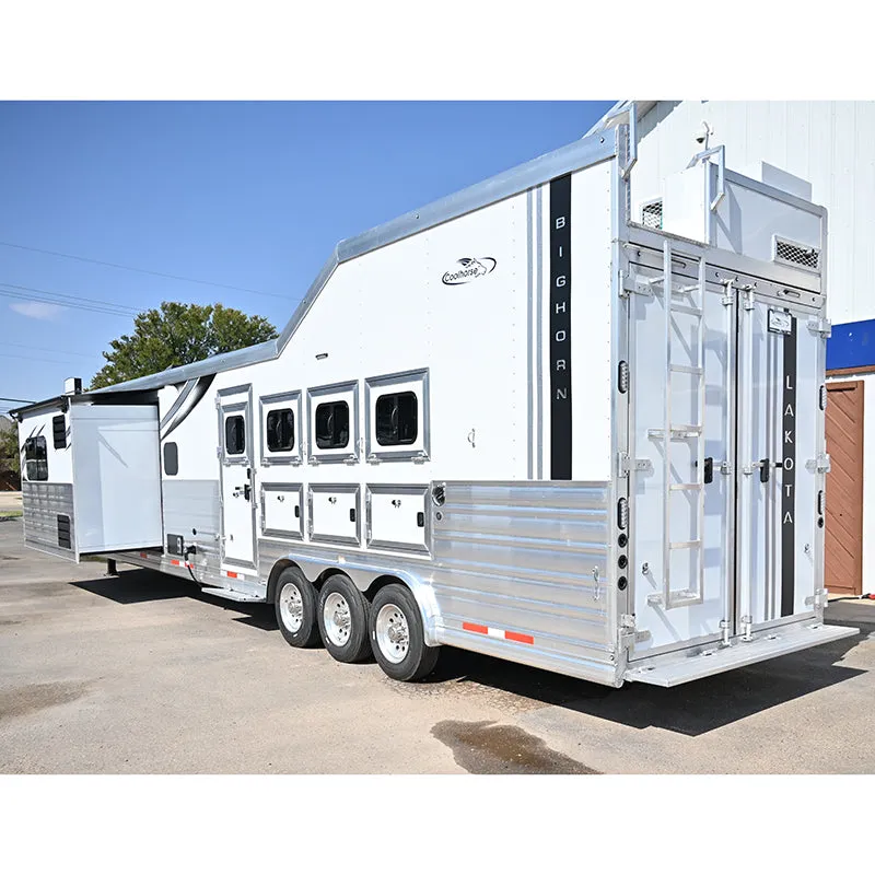 2025 Lakota BigHorn 4 Horse Trailer 17' Living Quarter, Double Slide, Side Load